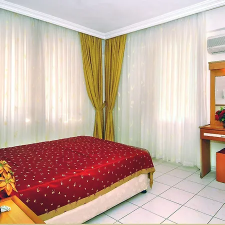 Hedef Kleopatra Golden Sun Алания